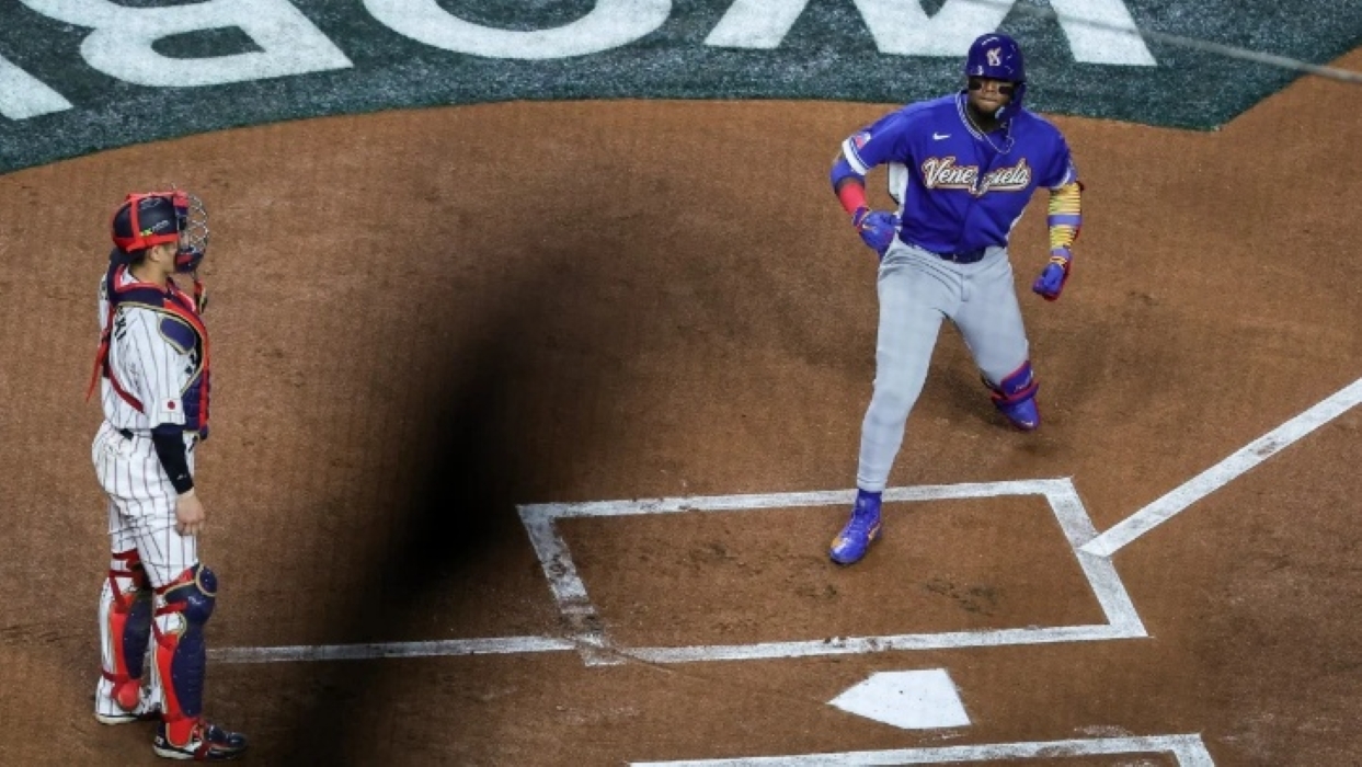 Venezuelan Sushi Chants Expose Baseball’s Delicate Cultural Divides in Miami