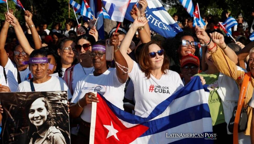 Cuban Women Turn Sanctions Into Latin America’s Harshest Public Mirror