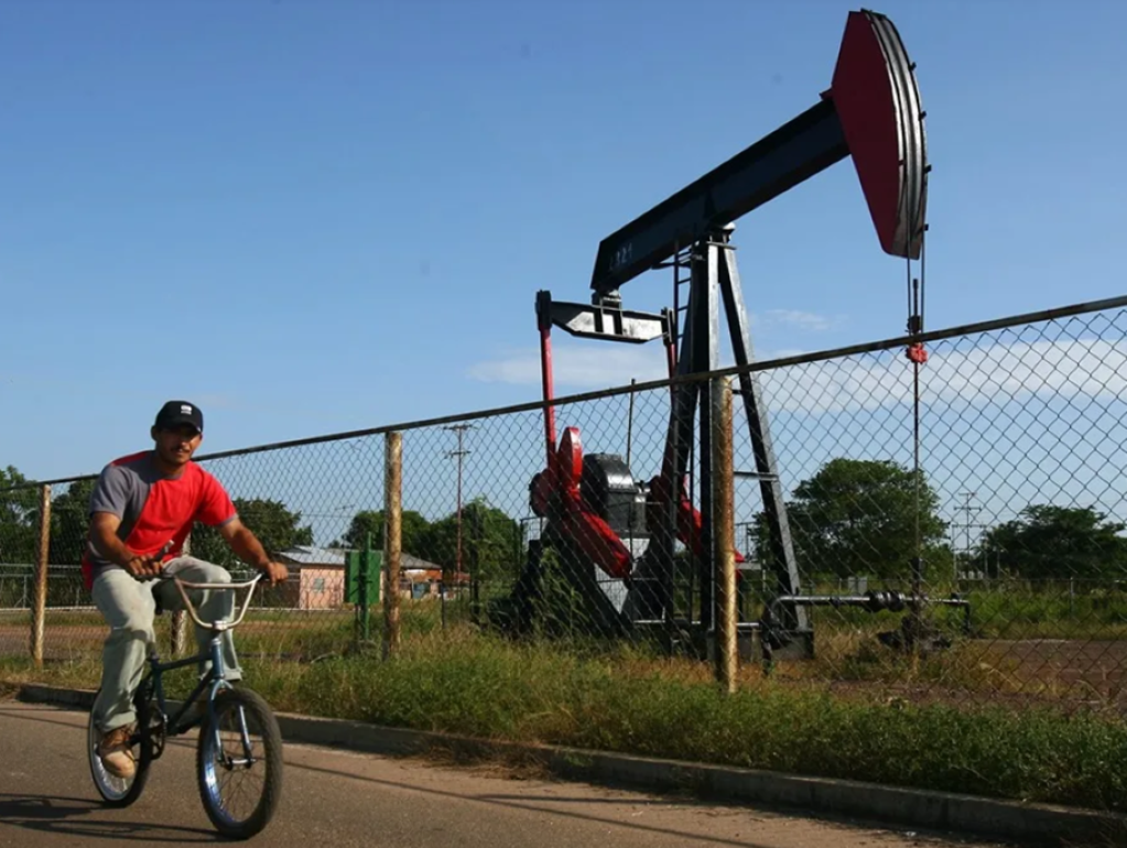 Venezuelan Oil Returns to U.S. While American Pump Promises Keep Running Dry