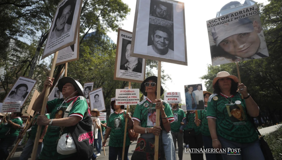 Mexico’s World Cup Glow Meets Mothers Searching for the Missing