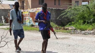 Haití sangra mientras las batallas de pandillas convierten Cité-Soleil en un mapa en llamas Haití sangra mientras las batallas de pandillas convierten Cité-Soleil en un mapa en llamas