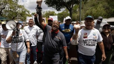 Venezuela’s Stalled Ballot Turns Transition Talk Into Political Theater Again