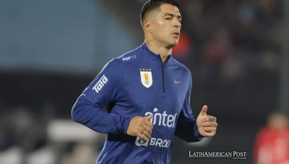 Uruguayan Legend Suárez Misses World Cup as Bielsa Bets Forward