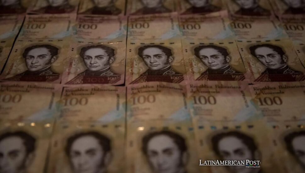 El colapso del bolívar en Venezuela convierte al dólar en rey y obliga a los trabajadores a contar centavos