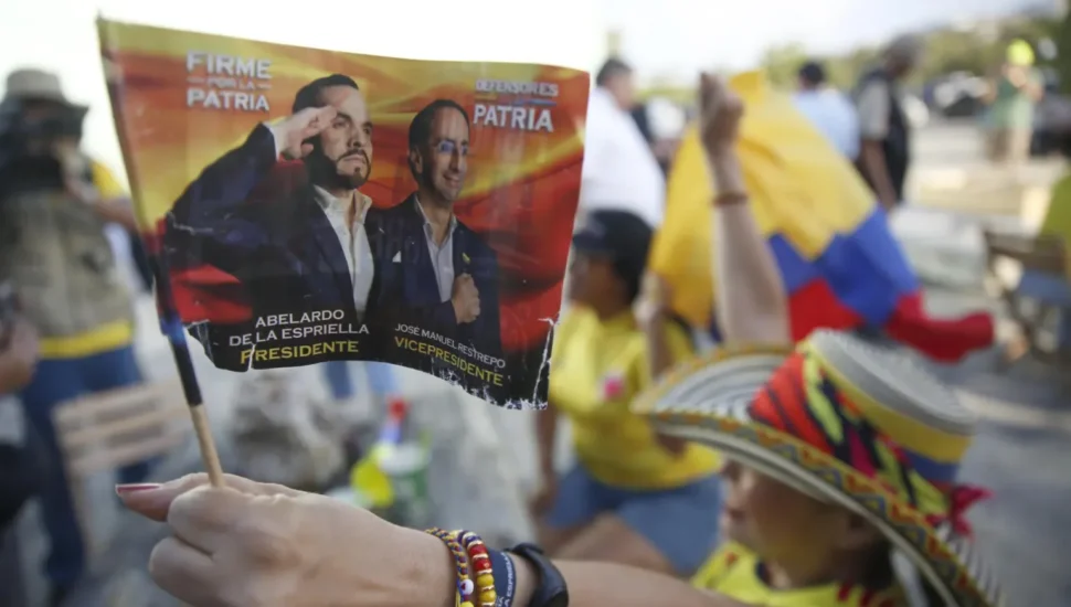 Colombia Election Pits Tiger Against Leftist Survivor as Regional Stakes Rise