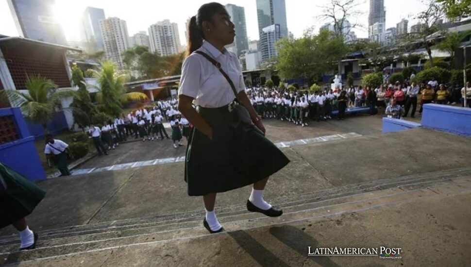 Panama Faces Digital Bullying Crisis as Schools Learn Silence Kills Too
