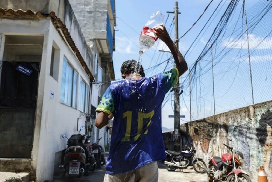 Latin America Sweats as Air Conditioning Booms and Bills Bite