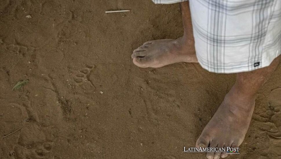 Venezuela Quakes Move Families While Rubble Marches Toward the Sea