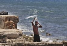 Apagones en Cuba convierten las playas de La Habana en el último refugio del verano Apagones en Cuba convierten las playas de La Habana en el último refugio del verano