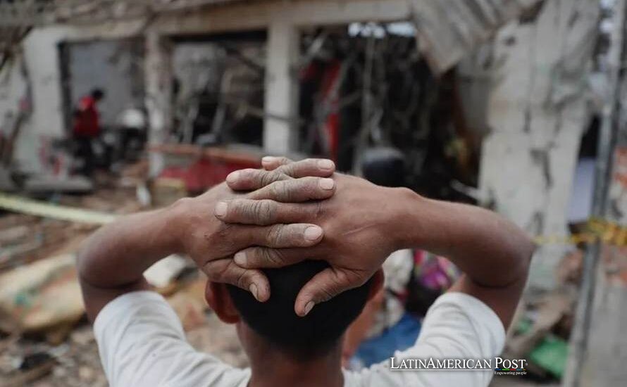 En Colombia, los grupos armados reclutan niños a través del scroll infinito