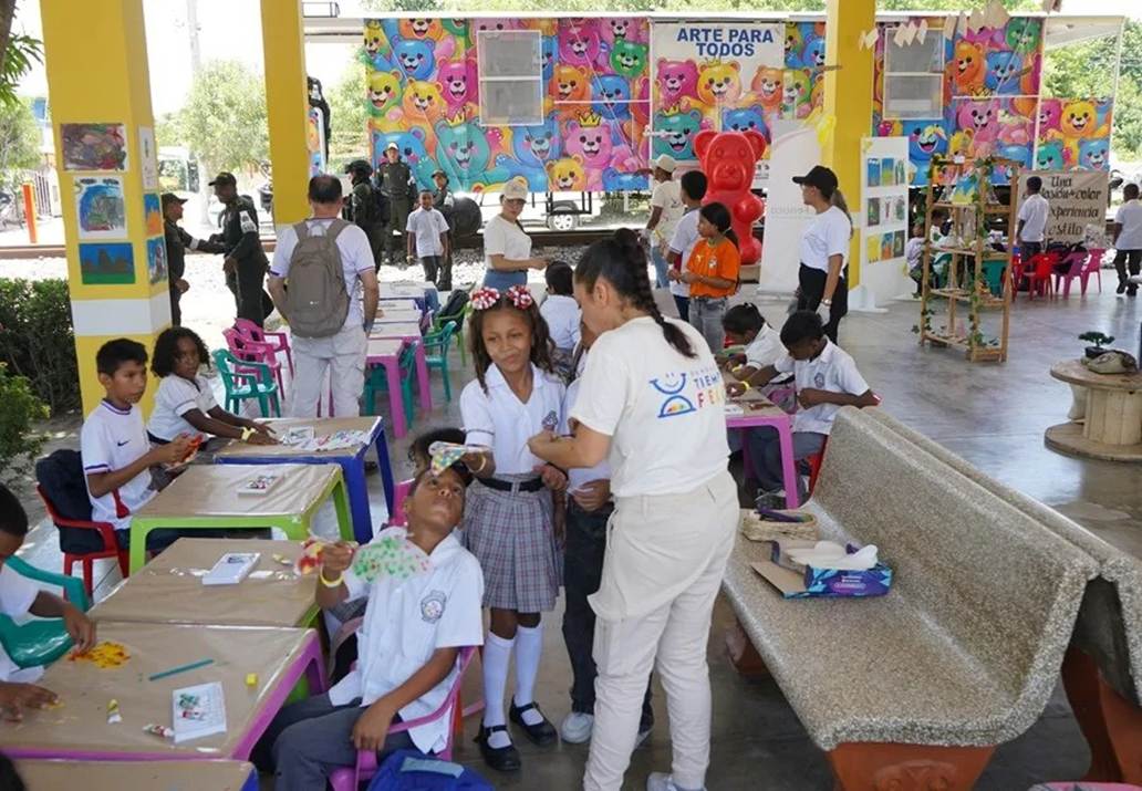 Aracataca gives children a creative arts boost through a culture train