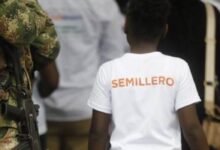 Colombia no puede erradicar el reclutamiento infantil solo con bombardeos Colombia no puede erradicar el reclutamiento infantil solo con bombardeos