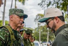 Juez en Colombia prohíbe temporalmente bombardeos cuando la inteligencia indica que puede haber niños presentes