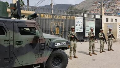 Perú envía soldados a las puertas de las cárceles mientras la verdadera crisis está adentro
