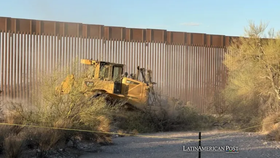 El muro fronterizo de Trump en México traza una línea dura en una tierra viva