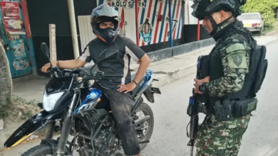 Santa Marta Under Military Watch as Paramilitaries Burn Buses and Threaten Shops Santa Marta Under Military Watch as Paramilitaries Burn Buses and Threaten Shops