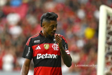 Brasil prohíbe las apuestas en línea y el fútbol enfrenta el precio de sus patrocinadores