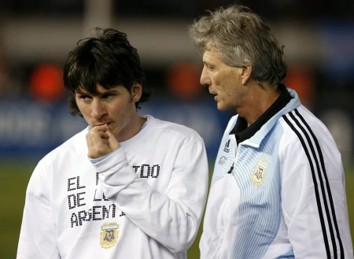 Nueve entrenadores, una leyenda: el viaje épico de Messi hacia la despedida de Argentina