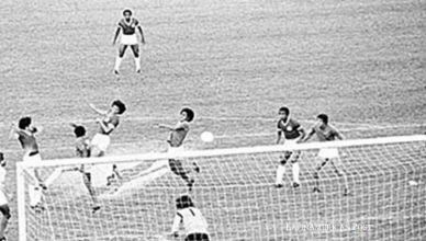 Periodista chileno hace que las leyendas del fútbol dibujen los goles que lo cambiaron todo